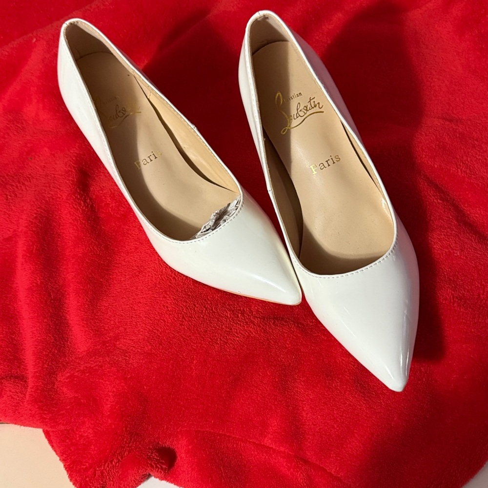 Christian Louboutin Classic White Heels, Size 40, Never Worn, MAKE AN OFFER!!!